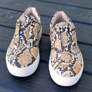 J/Slides Heidi Platform Sneakers Women size6.5-7.5
